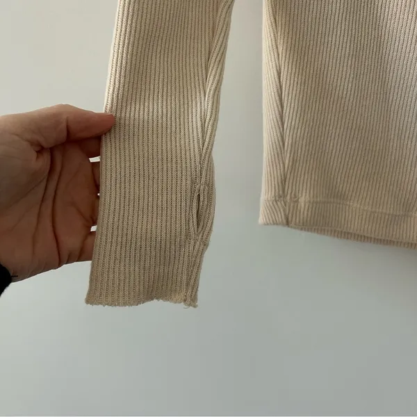 Enza Costa Off The Shoulder Slouchy Ribbed Knit Viscose Cuffed Sweater M - Image 6