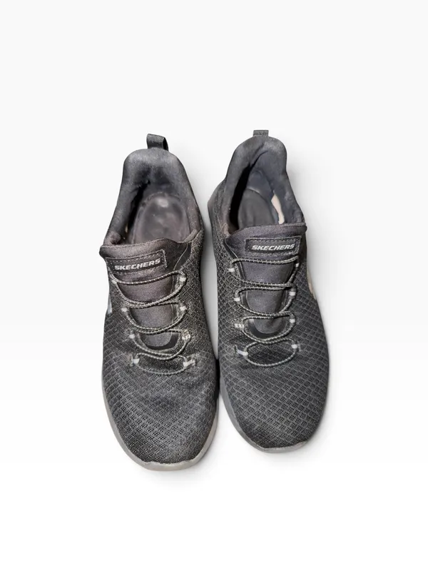 Skechers black slip on shoes - Image 4