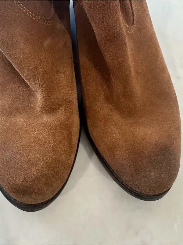 Dolce Vita Size 8.5 Light Brown or Tan Suede Ankle Boot Minimalist Classic - Image 9