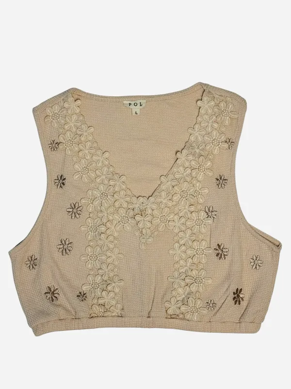 POL Women's Beige Waffle Knit Floral Embroidered Cropped Vest - Image 7