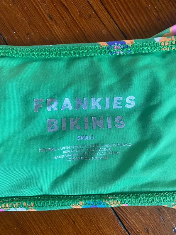 Frankies Bikinis bandeau Top - Image 3