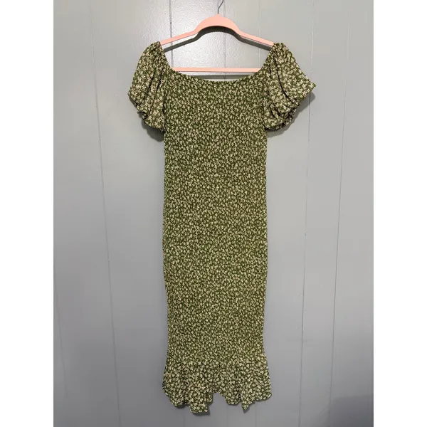 Petal + Pup Claire Green Floral Smocked Off The Shoulder Fitted Midi Dress 8 - Image 3
