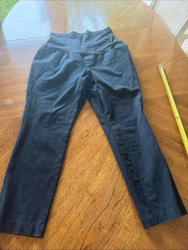 Old Navy Pixie Maternity Pants - Image 7