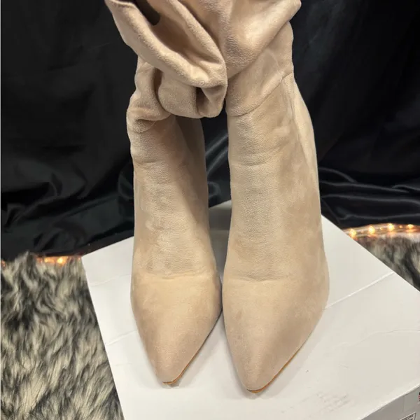 Chic Beige‎ Women's Heeled Boots Tan Size 8 - Image 2