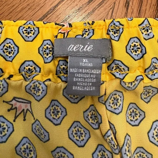 Aerie Womens Yellow Crown Diamond Print Pajama Shorts XL Elastic Waist Sleepwear - Image 2