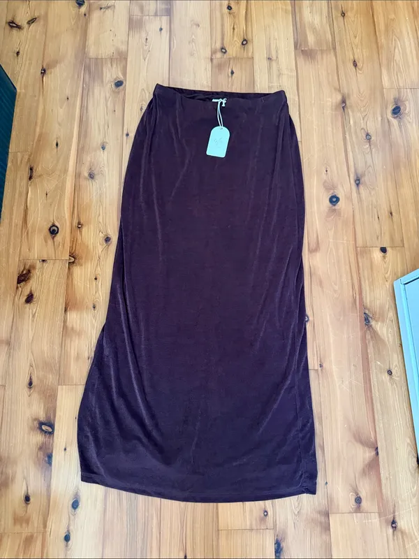 Isla south moon under NWT large Stretch Maxi Skirt in Dark Brown - Image 10