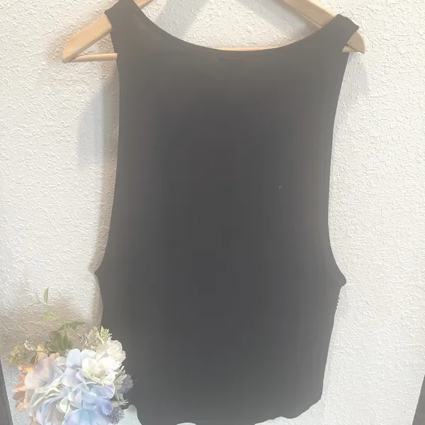 GUESS Sequin Tank Top Size M. - Image 2