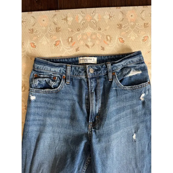 Abercrombie & Fitch Curve Love High Rise‎ Mom Jeans Distressed Blue 27/4L Long - Image 2