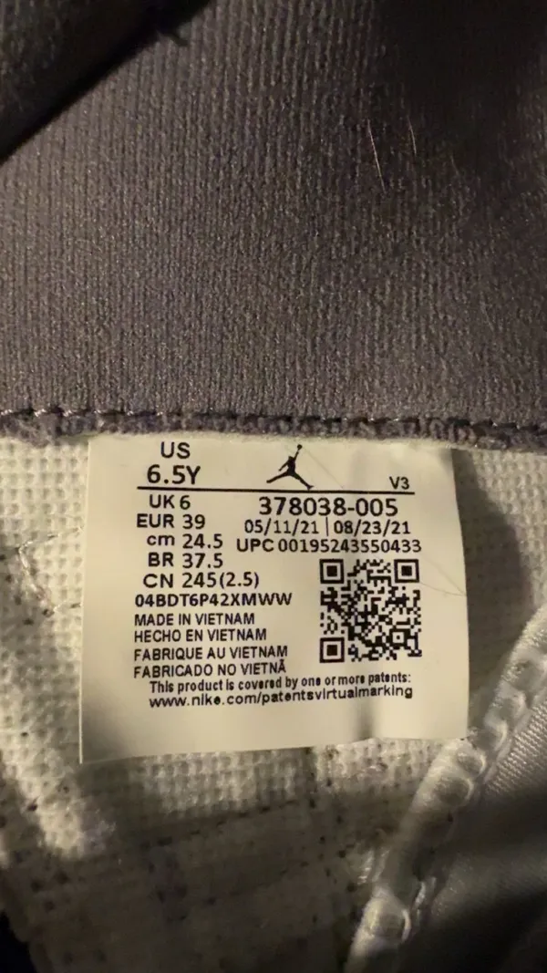 Jordan 11 Retro Cool Grey 2021 GS - Image 12