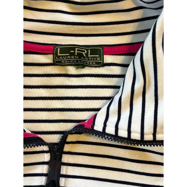 Lauren Ralph Lauren Women’s Zip Up Jacket. No size tag. Estimate size medium - Image 4