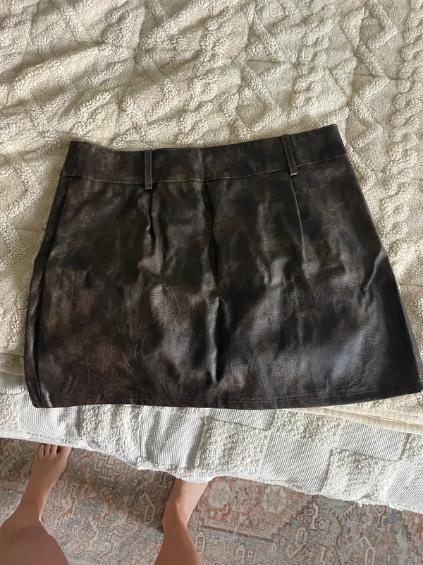 SheIn Leather Cargo Skirt - Image 7