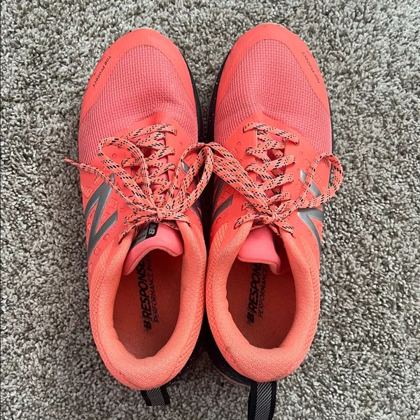 New Balance Women's Sz 7 FuelCore Nitrel V1 Trail Running Shoes - Fiji Pink - Image 3