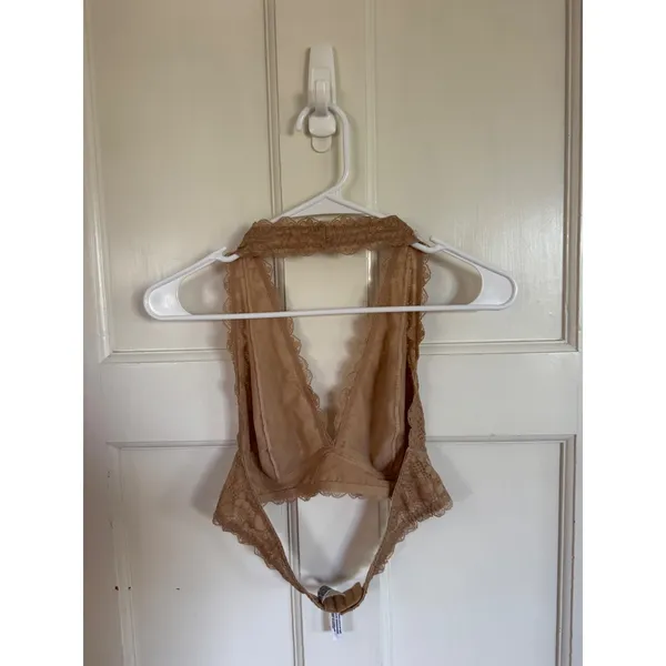Intimately Free People nude lace halter bralette size large - Image 5