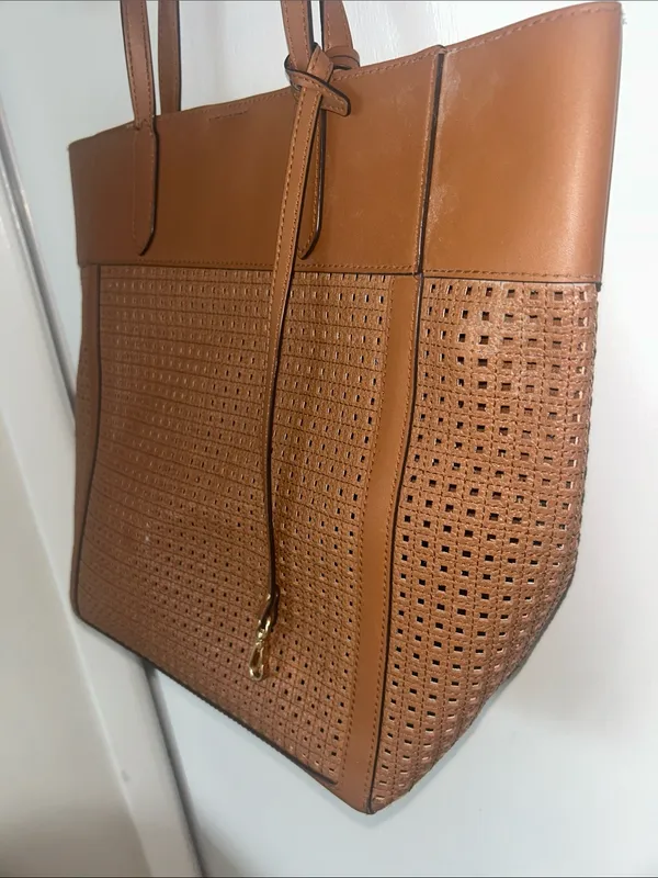 Michael Kors Sinclair Large Perforated Leather Tote Bag - Image 3