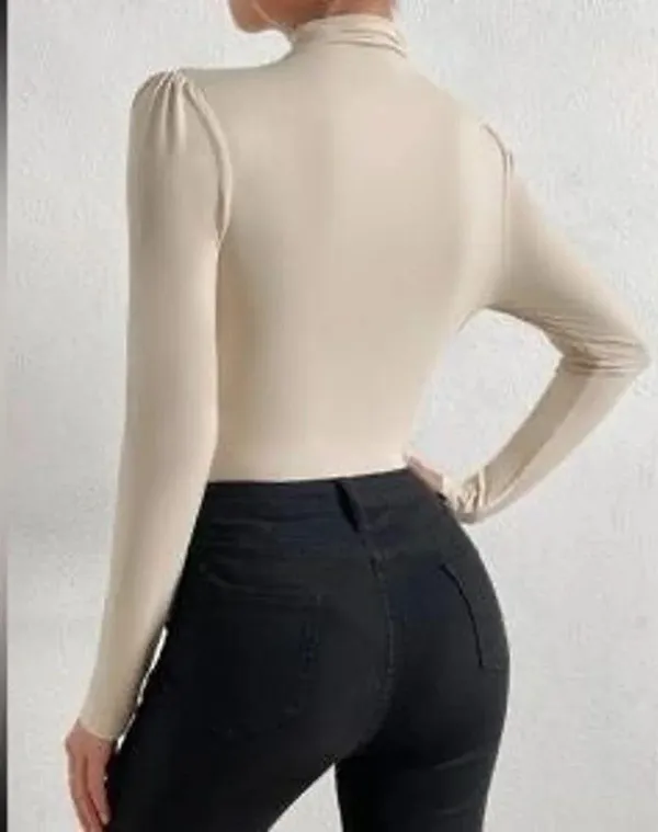 NWOT Mock Neck Ruched Bodysuit - Image 4