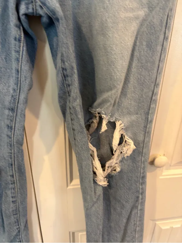 Willow & root distressed the vintage mom Jean size 34 - Image 5