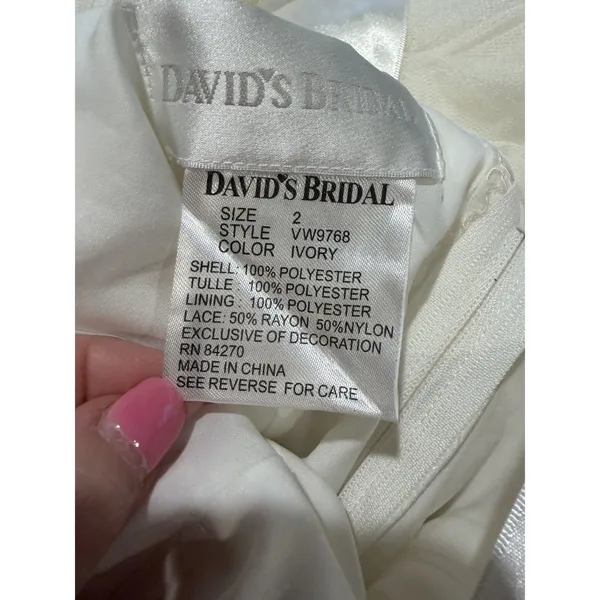 NWT David’s Bridal Ivory Cap Sleeve Lace Trumpet Wedding Dress Size 2 - $599 - Image 16