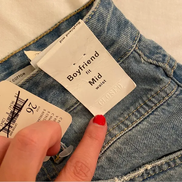 NWT CLOSED Denim Boyfriend Mid Waist Jeans - Image 7
