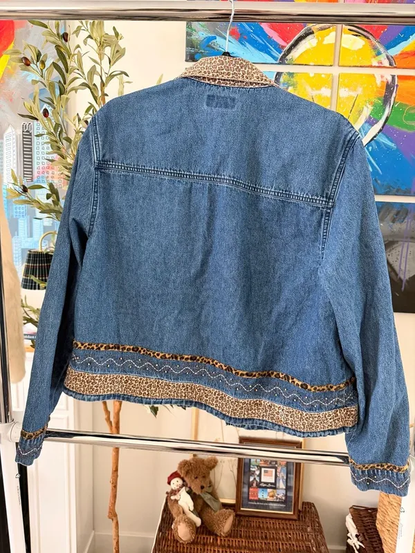 Y2K Vintage Western Country Boho Chic Leopard Print Beaded Trim Denim Jacket - Image 12
