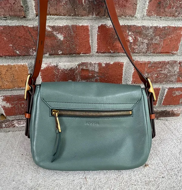 Fossil Harper Small Flap Crossbody - Image 4