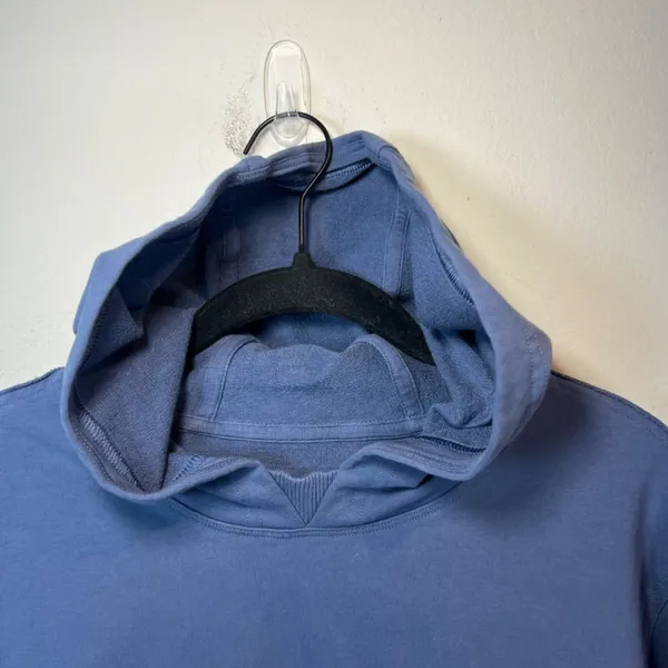 Lululemon All Yours Cropped Hoodie Shirt Ink Blue Pullover Stretch Logo Sporty 4 - Image 3