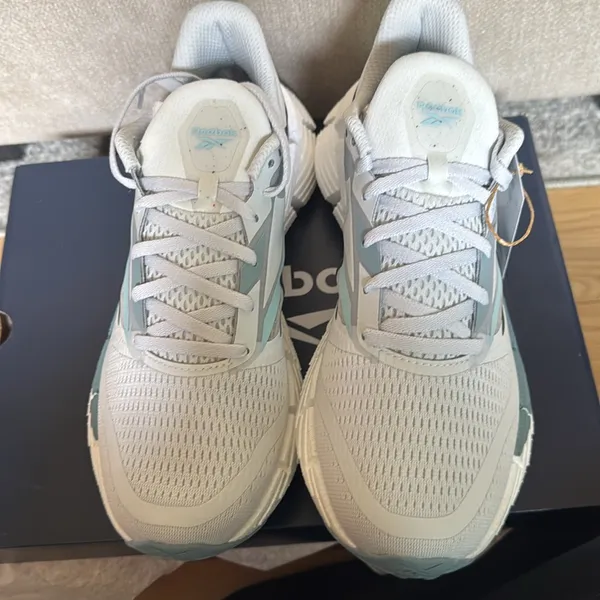 Reebok Floatzig Sneaker - Image 2