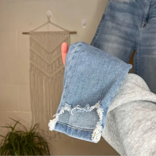 | women light wash le high skinny distressed denim jeans - Image 3