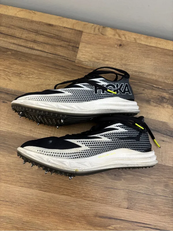 Hoka One One Crescendo MD Track Spikes Athletic Shoes - Image 11