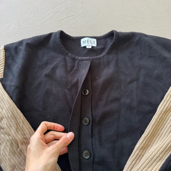 Meli Cropped Ribbed Sleeve Cardigan - Image 6