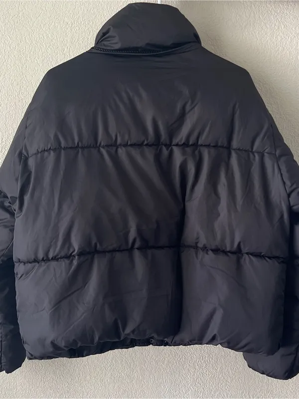 Sebby Women’s Black Cropped Oversized Puffer Jacket Size L - Image 3