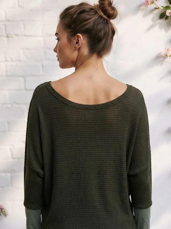 BiBi Olive Green Waffle Knit Dolman Sleeve Top Size Large NWOT - Image 10