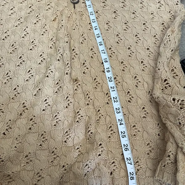 Womens Grannycore Cable Knit Fisherman Vneck Sweater Size 2 Chunky Tan button - Image 13
