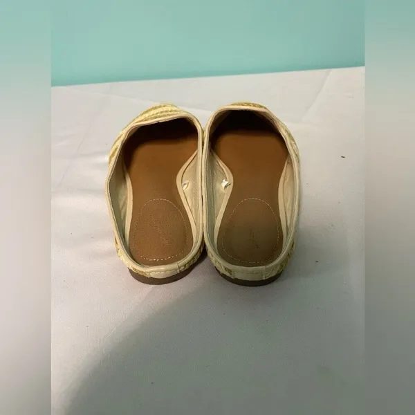 Universal threads‎ tan flats size 9 - Image 3