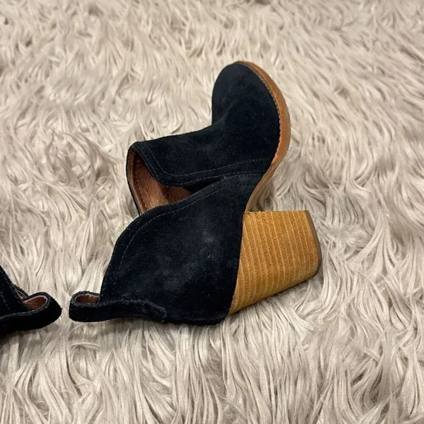 Jeffrey Campbell suede ankle boots size 7 - Image 4