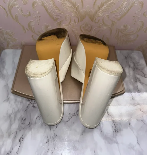 White platform heels size 7 women’s - Image 5