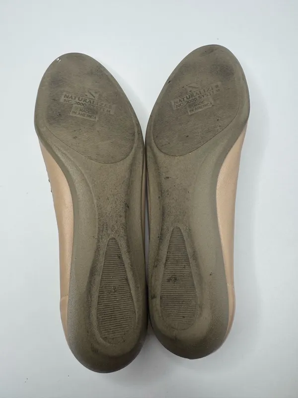 Naturalizer Light Beige Soft Loafers Size 8  - Image 8
