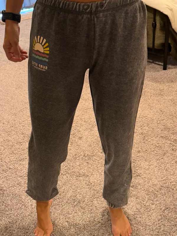 surf style Gray Jogger Sweatpants with Colorful Sun Graphic - Image 4