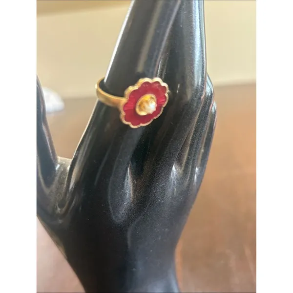 Gold Red Flower Ring with Center Accent - Image 2