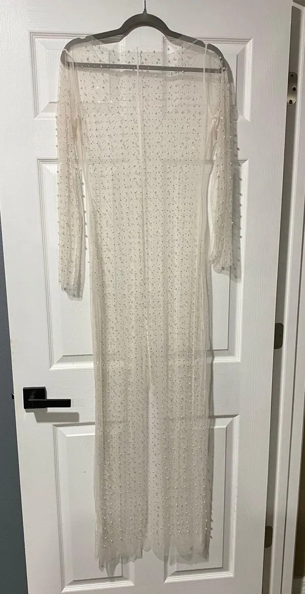 Pearl Cover Up Size M - Image 2