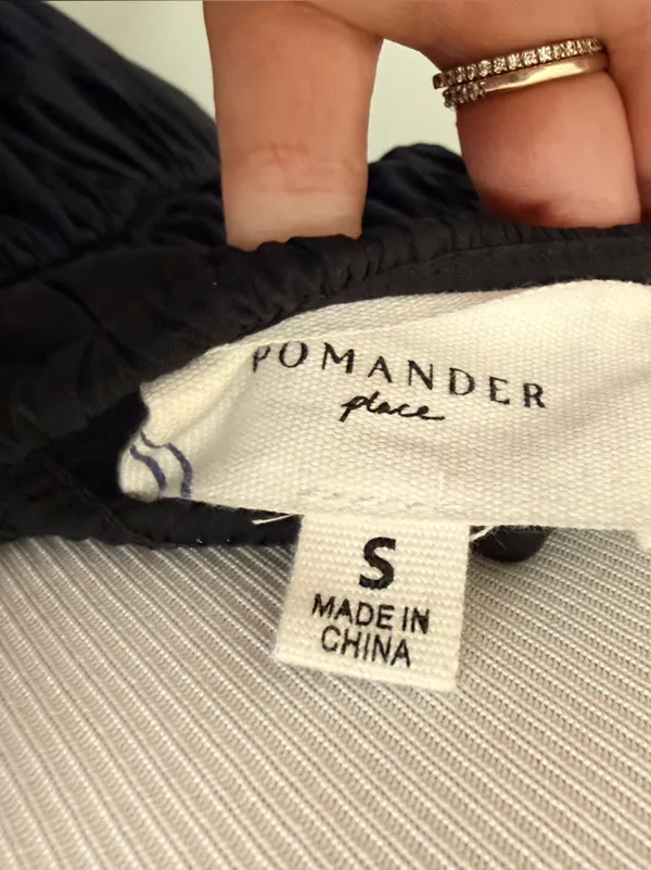 Pomander Place Tuckernuck Noah Smocked Midi Long Dress in Black Size Small - Image 6