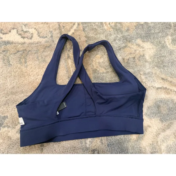 Vuori Daily Form Sports Bra Blue Coast XS NEW $68 - Image 6