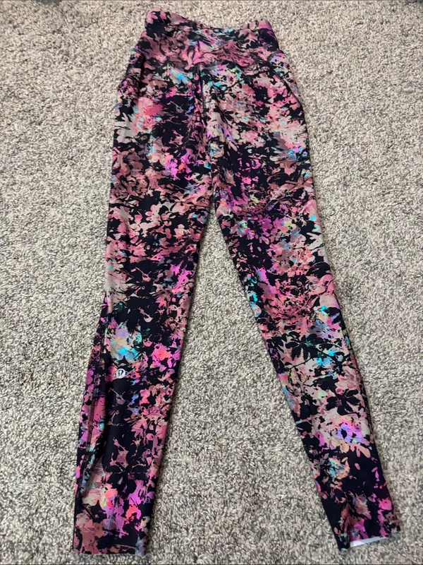 Lululemon Base Pace High-Rise Tight 25" size 4 - Image 3