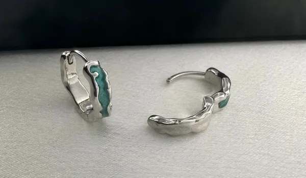Green Ripple Small Hoop Earrings for Men Women Streetwear Hip Hop Unisex Style - Image 3