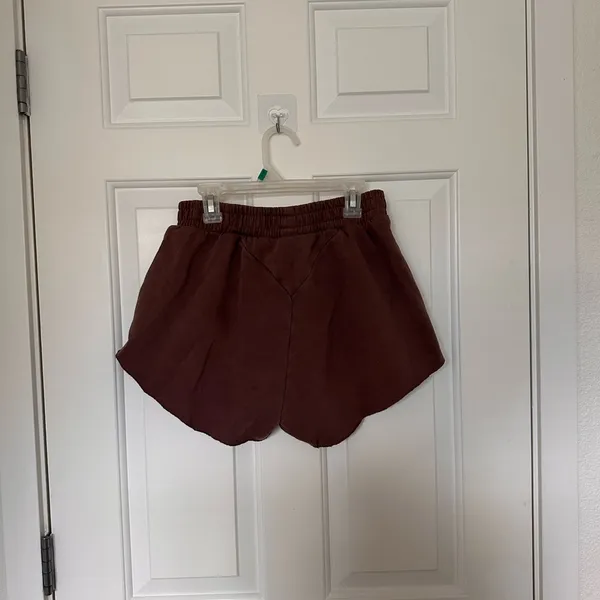 Gymshark size small shorts - Image 3