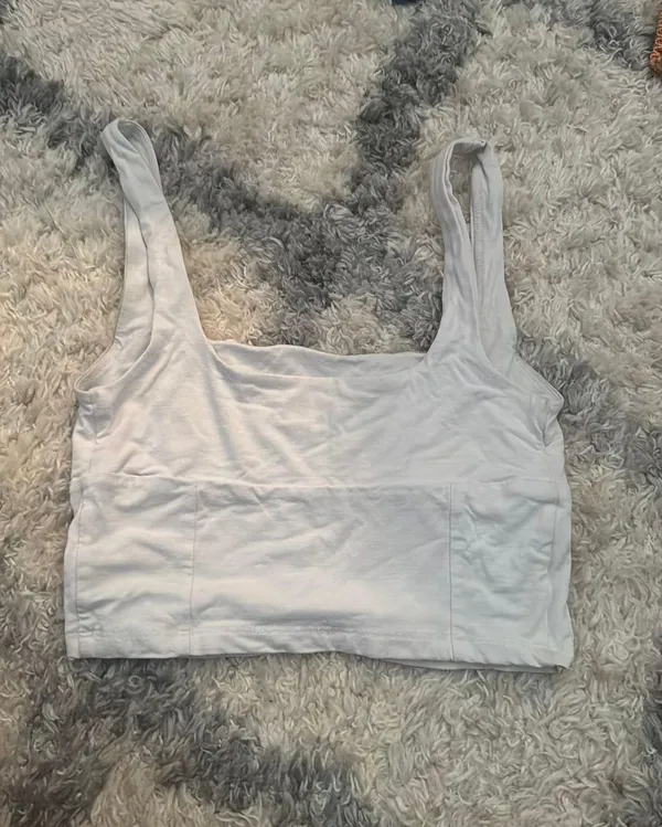 Aritzia Top - Image 2