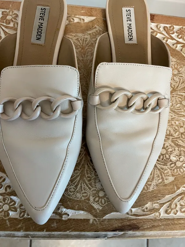 Steve Madden Cream Pointed Chain -Trim Mule. Size 11 - Image 7