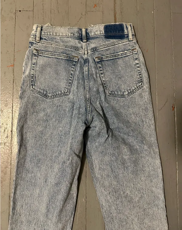 Abercrombie & Fitch The 90s Straight Ultra High Rise Jeans - Image 6