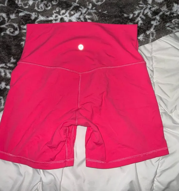 Lululemon Align Shorts 6"  - Image 2