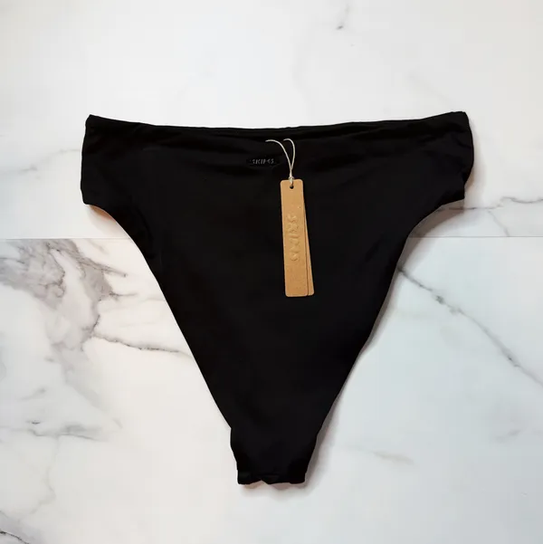 NWT Skims Signature Swim Mid Waist Bikini Bottom - Image 4