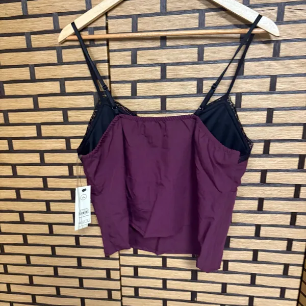 No Boundaries Burgundy‎ Lace Trim Cami Size Large - Image 2